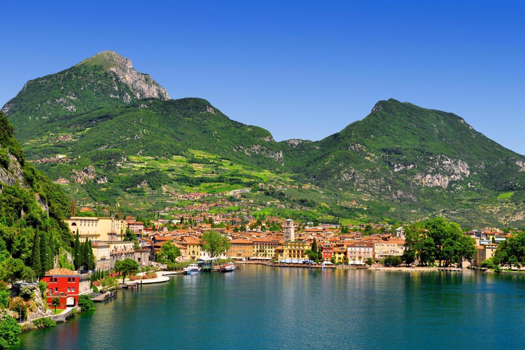 Claz House - Happy Rentals Riva del Garda Exterior photo